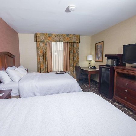 Hotel Hampton By Hilton Brattleboro Esterno foto