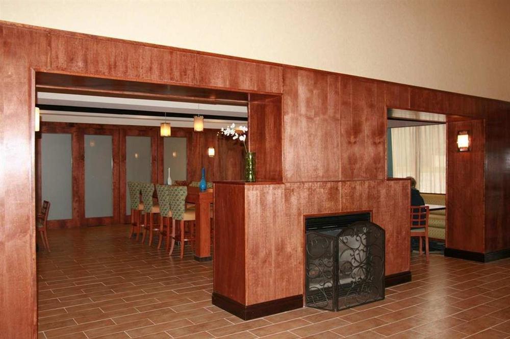 Hotel Hampton By Hilton Brattleboro Interno foto