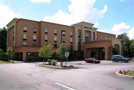Hotel Hampton By Hilton Brattleboro Esterno foto
